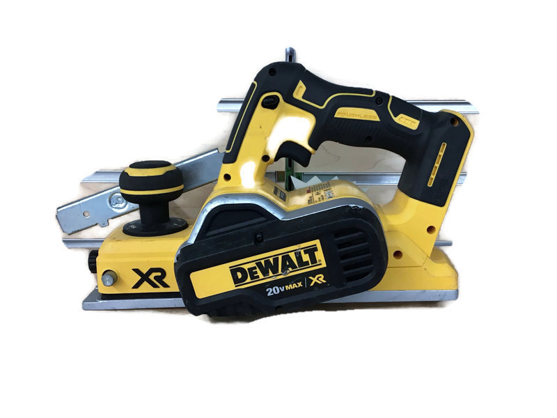 Dewalt Model DCP580B 20 volt XR Cordless Brushless 3 1/4 Planer USA Pawn