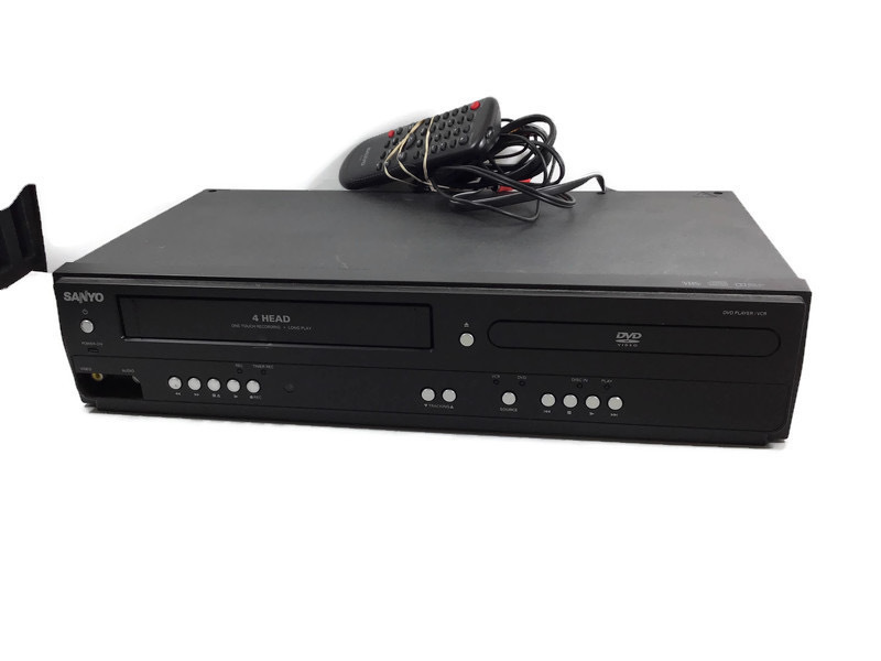 Sanyo Dvd Vcr Combo With Remote Usa Pawn 5854