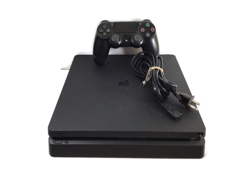  SONY PLAYSTATION 4 1TB Gaming Console Model CUH -2215B with Controller 