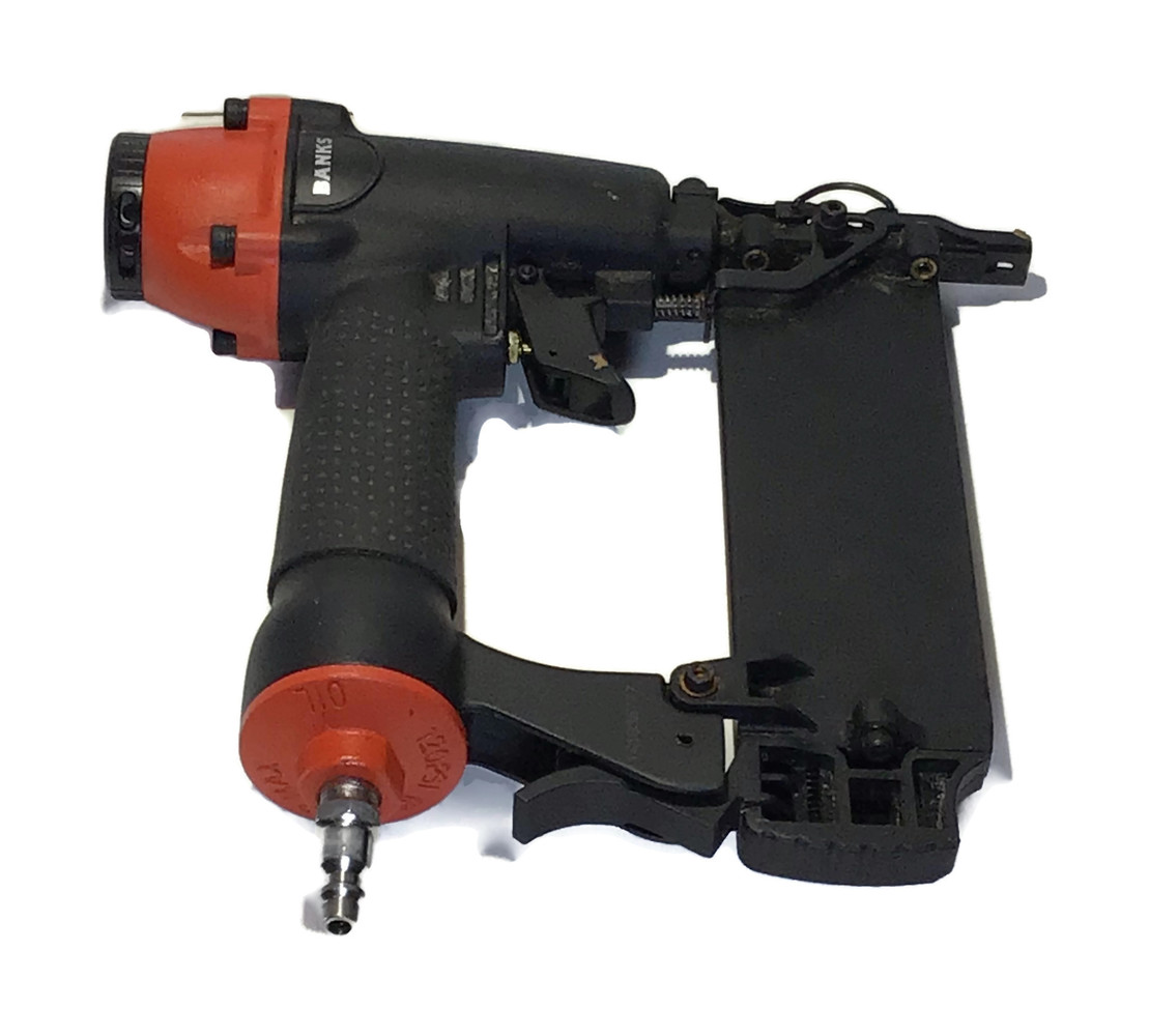 Banks 18 Gauge Brad Air Nailer USA Pawn