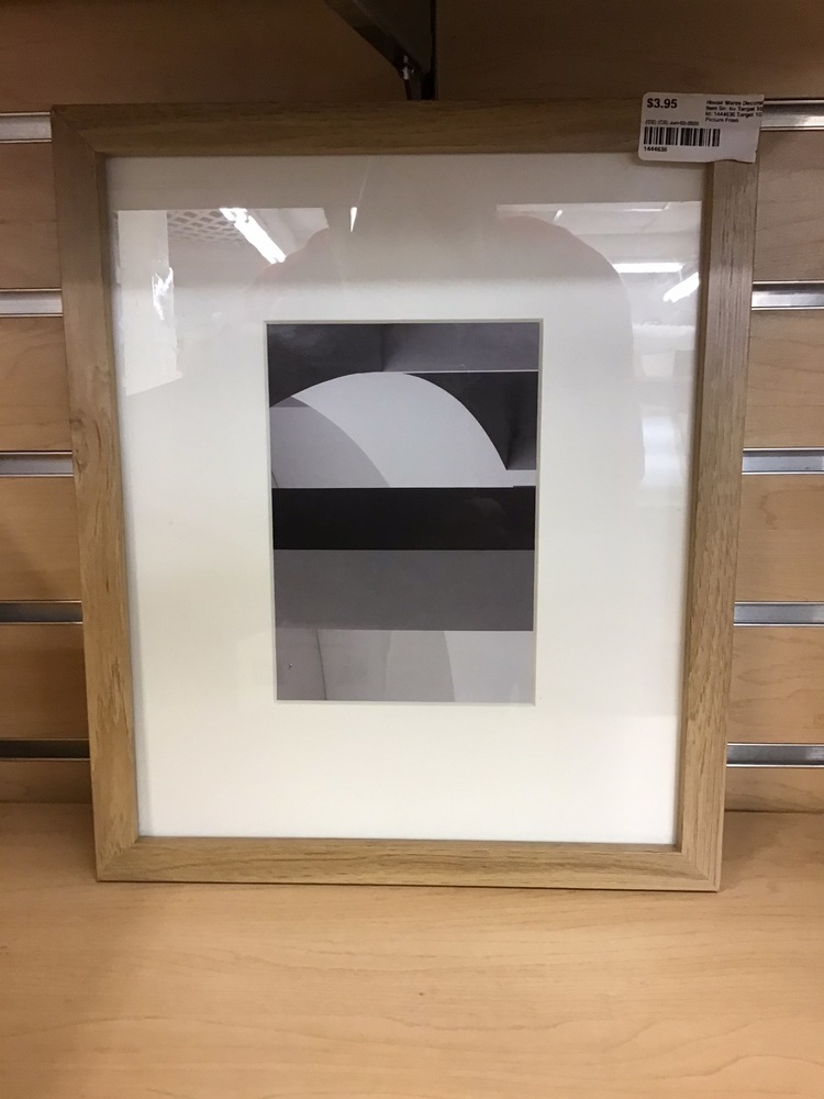 Target 10x12 Picture Frame New USA Pawn