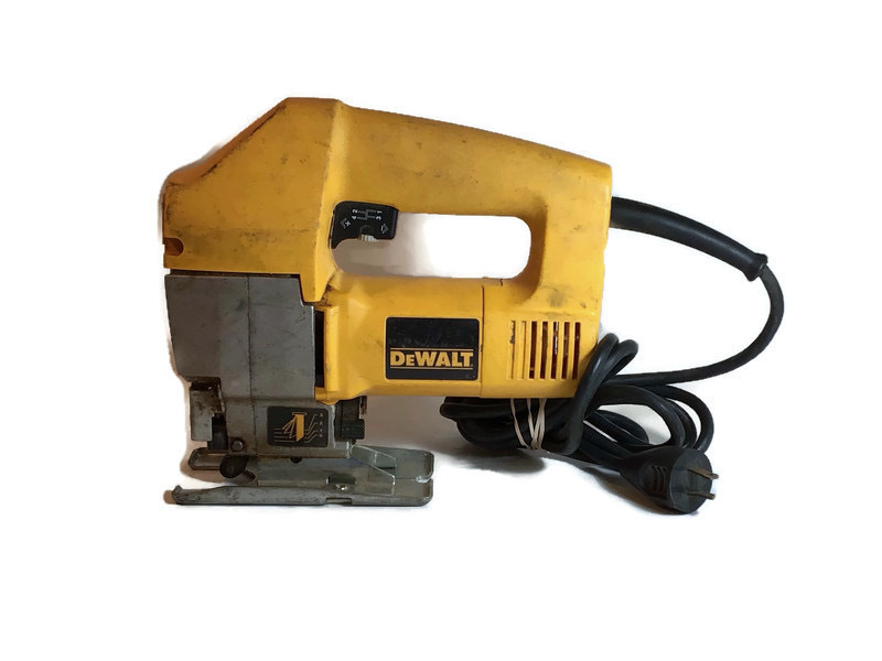 Dewalt DW318 Variable Speed Orbital Jig Saw USA Pawn