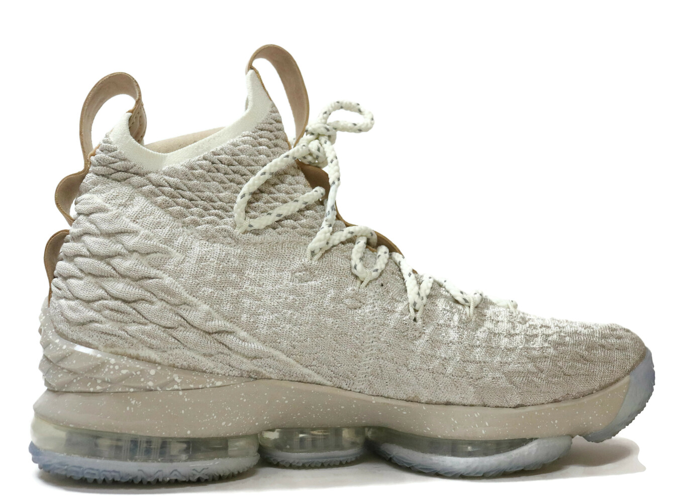 lebron ghost 15