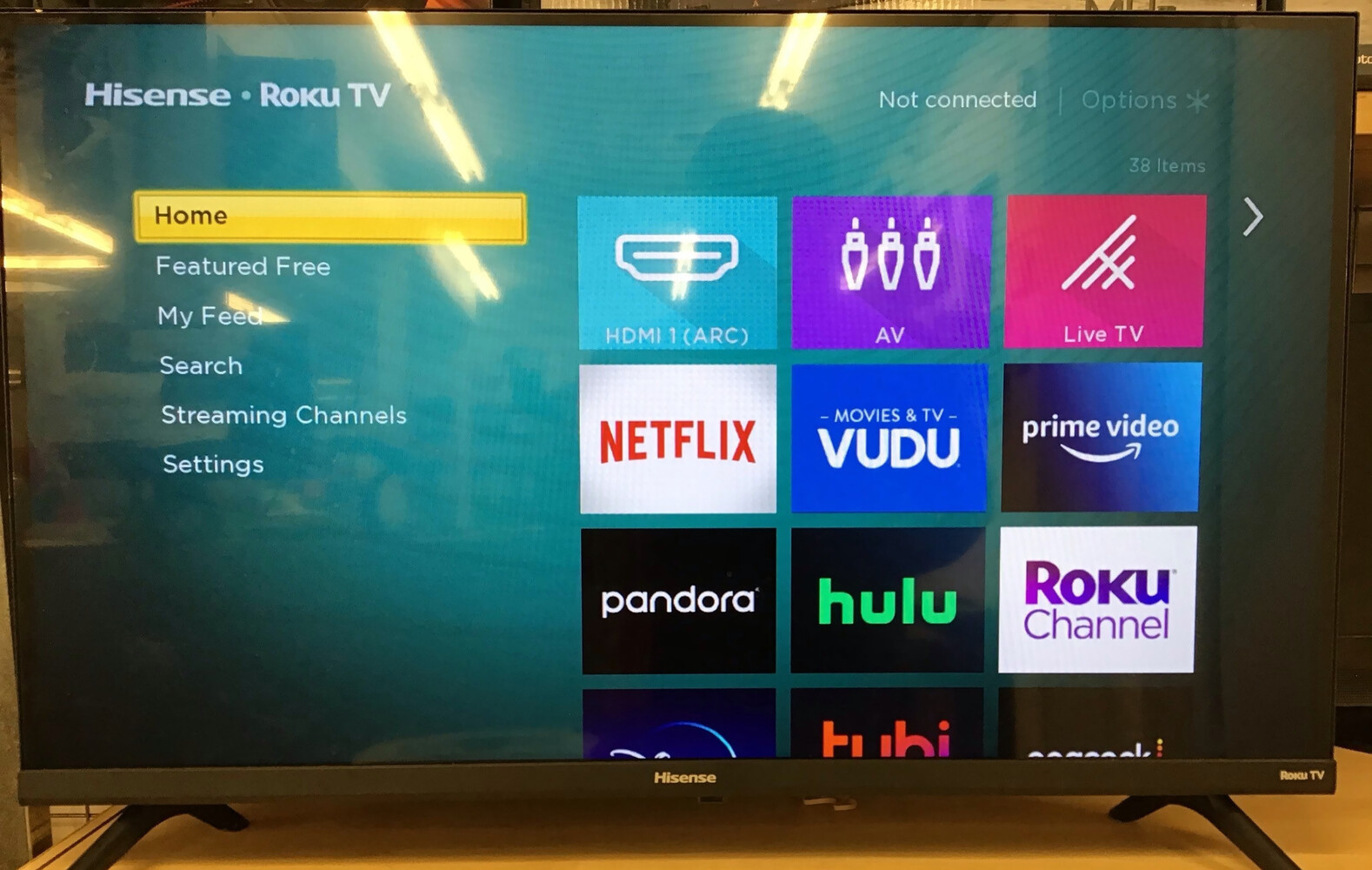 Hisense 32 Class Hd 720p Roku Smart Led Tv 32h4030f Usa Pawn