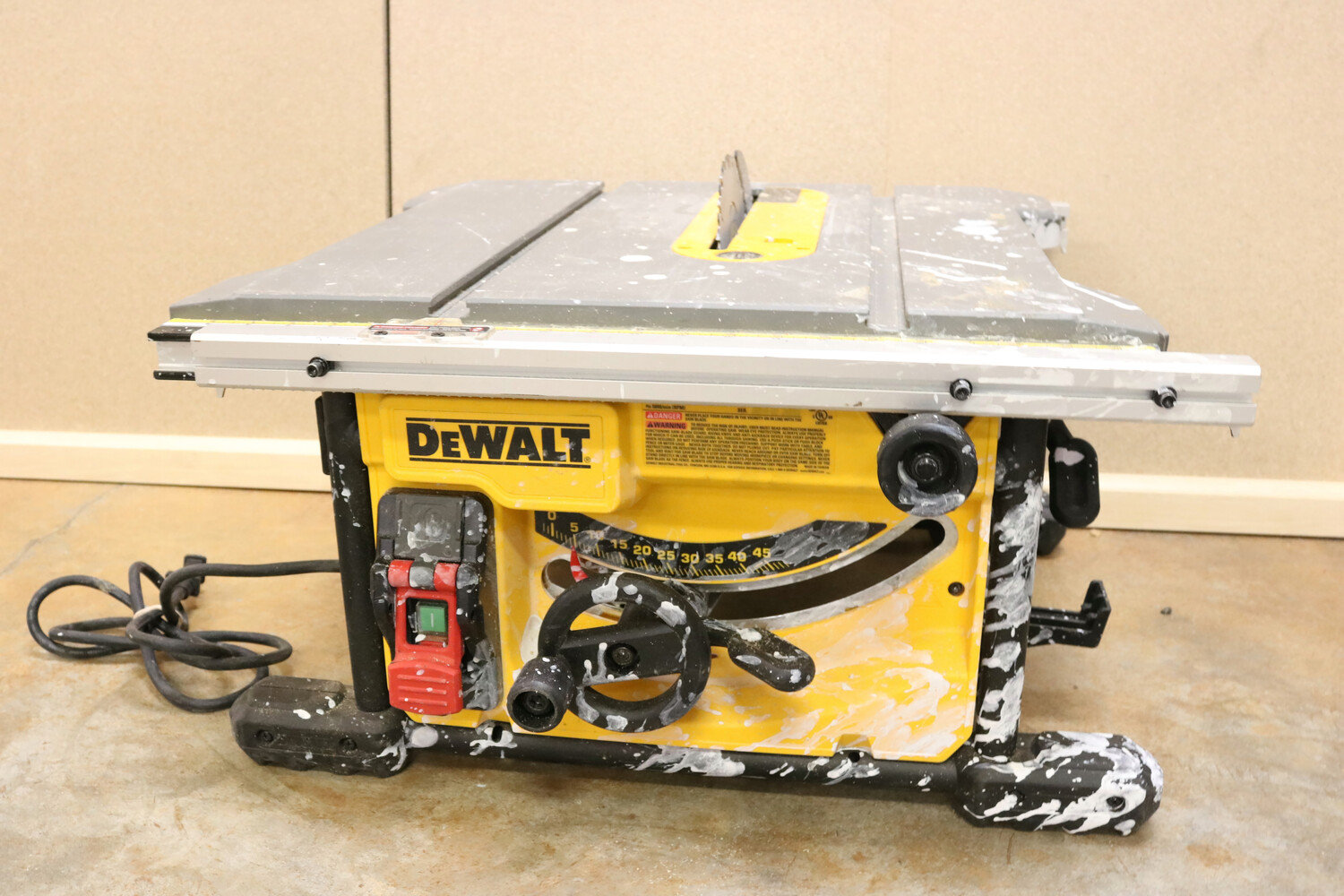Dewalt DWE7485 Table Saw USA Pawn