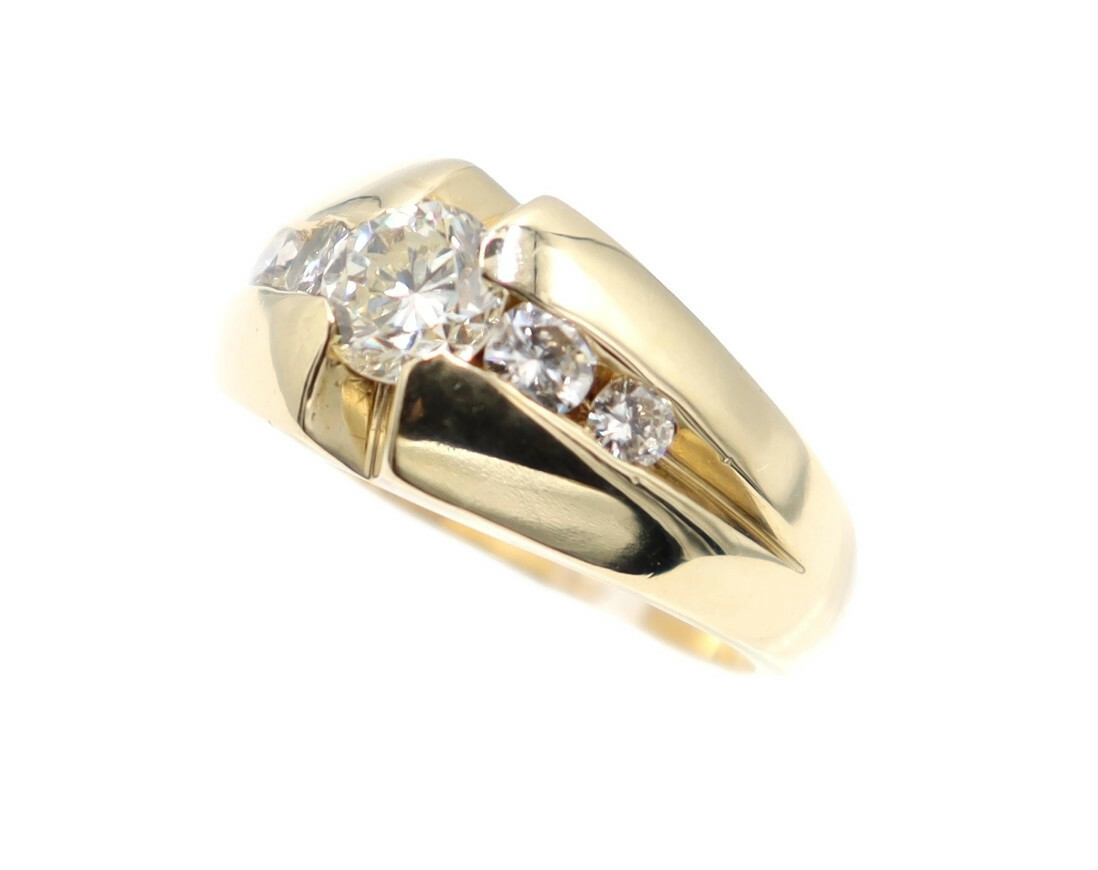 Men's 1.50 cttw Round Diamond Dome Style 14KT Yellow Gold Ring - 11.40 Grams