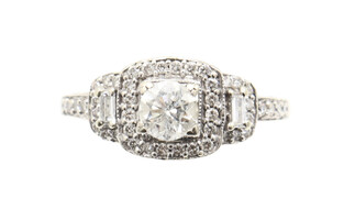  Women's Estate 1.20 ctw Round Diamond Engagement Ring in 14KT White Gold 