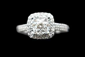 0.50 ctw Diamond Double Halo 14KT White Gold Cushion Setting Engagement Ring Sz7