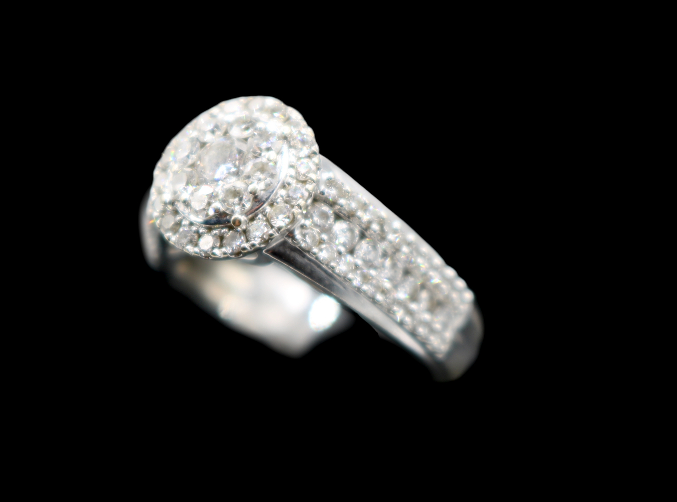 Dazzling 1.25 ctw Round Large Diamond Halo 14KT White Gold Engagement Ring 