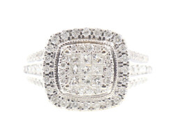 1.08 ctw Round & Princess Cut Diamond Double Halo 10KT Gold Engagement Ring 4.7g