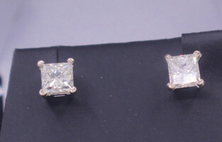  Beautiful 1.42TCW Princess Cut Diamond Earrings set in 14K White Gold