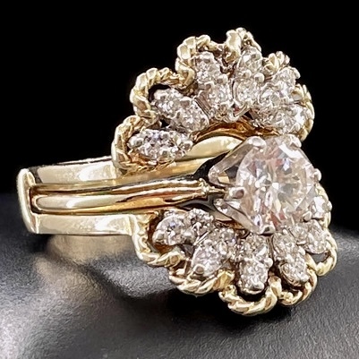 Gold Ladies Wedding Ring Set With Diamonds 14Kt Size 7 1/2