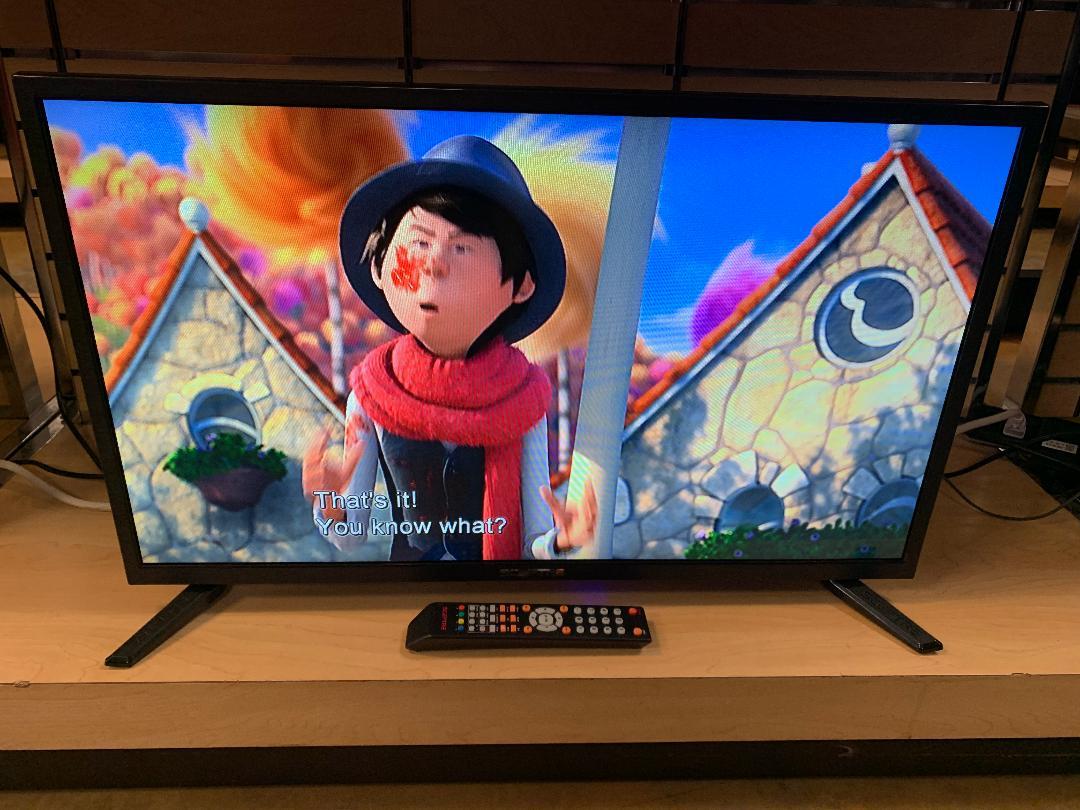 32" Sceptre E32 LED TV Non Smart USA Pawn