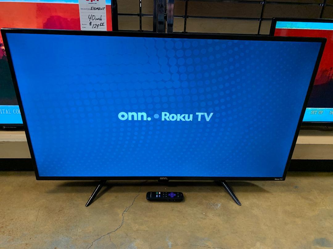 42" ONN 100018254 Roku Smart LED TV USA Pawn