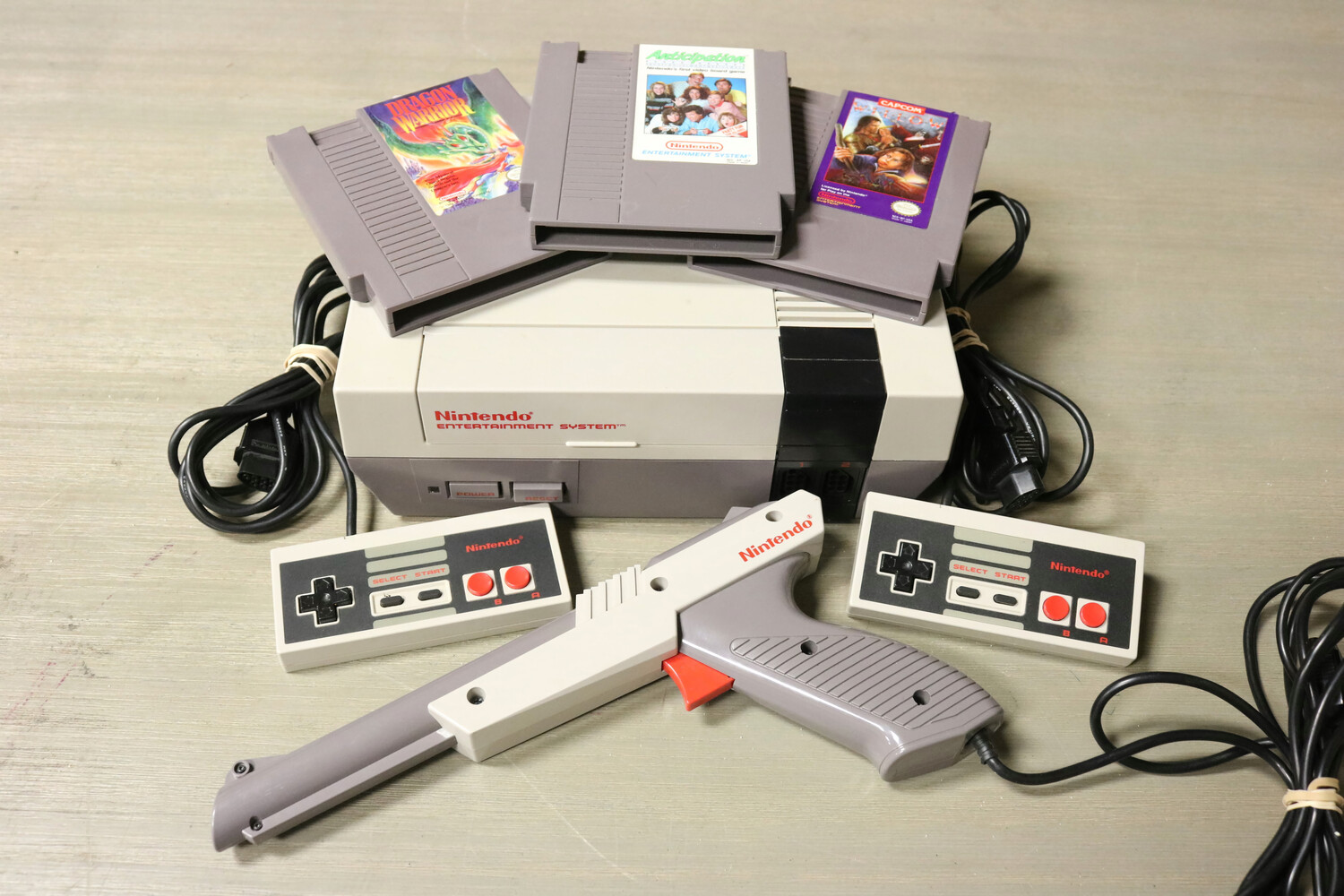 Nintendo NES-001 Vintage Video Gaming Console- W/3 Games | USA Pawn