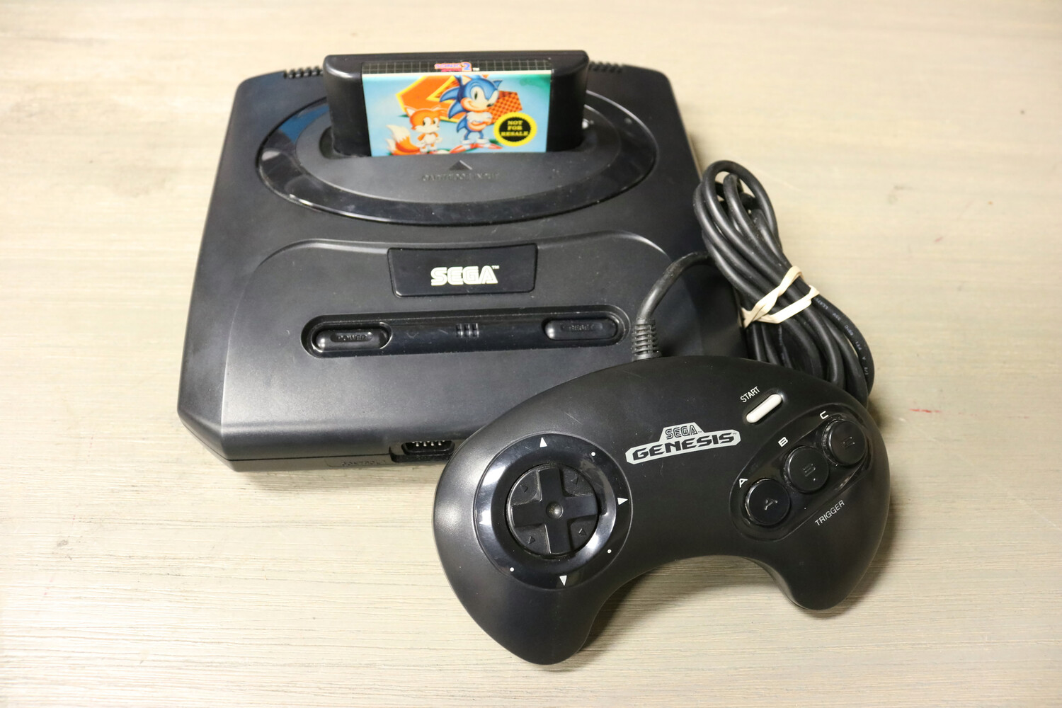 Console Sega Genesis Model 2 MK-1631 Con Controller - Foto 2