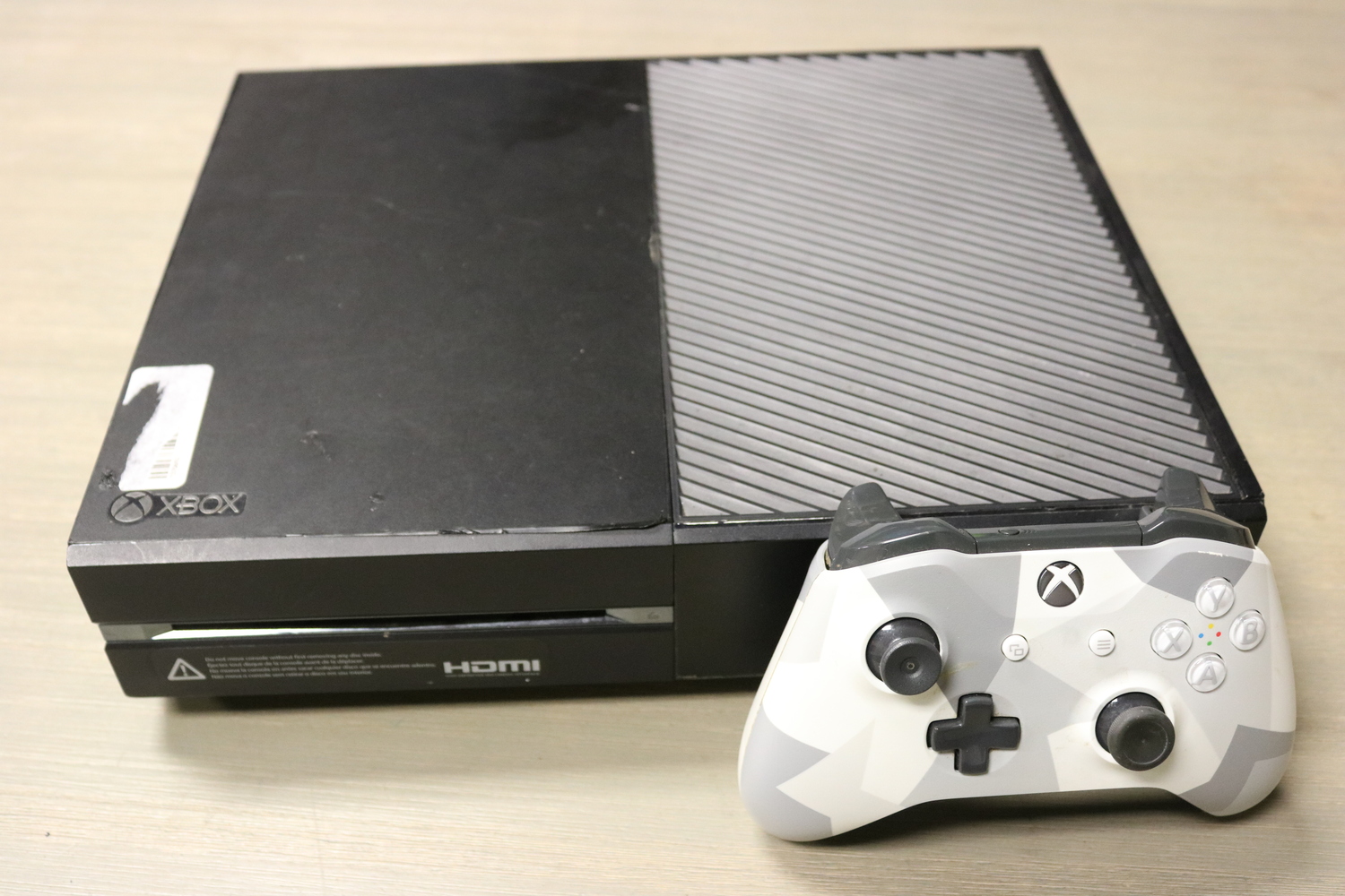 Microsoft Xbox One 1540 Video Gaming Console | USA Pawn