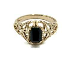 Ladies 4.2g 14K Yellow Gold Dark Emerald Cut Gemstone Ring - Size - 9
