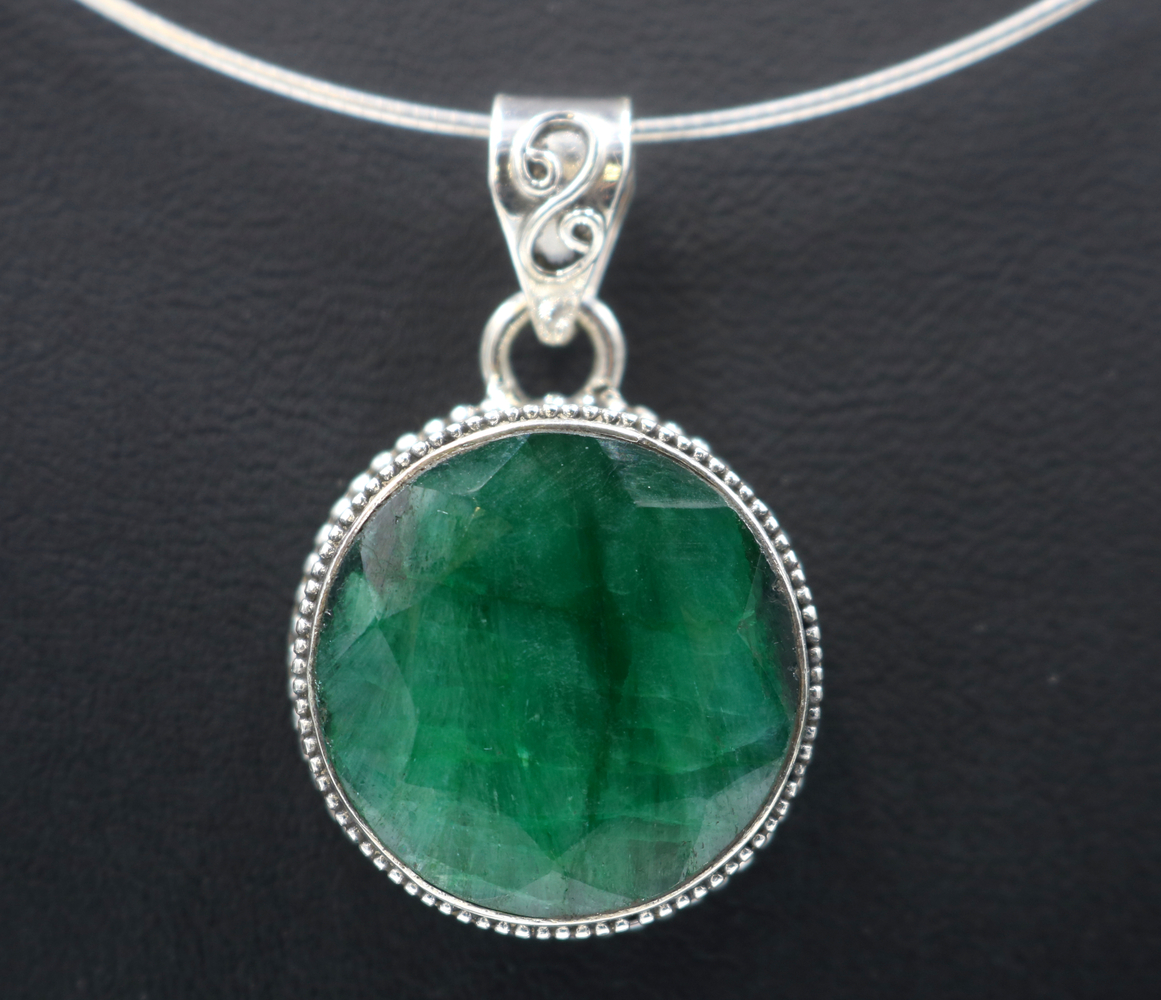 Beautiful Round Emerald Green Gemstone Pendant in Sterling Silver (925 ...