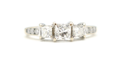  Women's Princess Cut Past, Present, and Future 0.95 ctw Diamond Engagement Ring