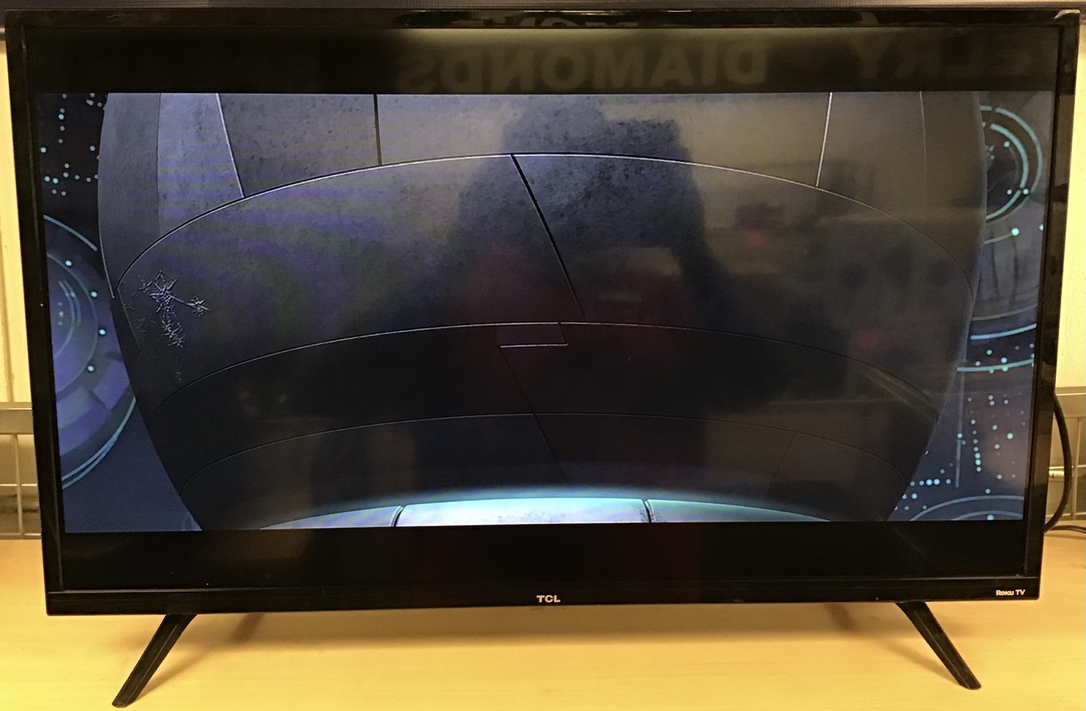 TCL 32" Class HD LED Android Smart TV 3Series 32S21 USA Pawn