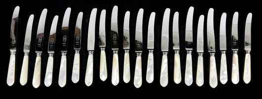 English Sheffield Atkinson Bros Dinner Knives, Mother of Pearl Handles Set of 20