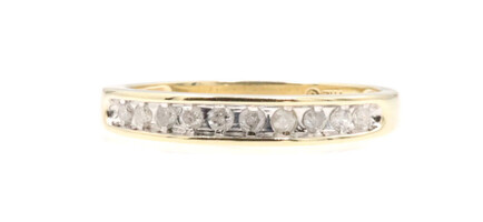 Women's 3.4mm 0.30 ctw Round Diamond Wedding Band Ring 10KT Yellow Gold