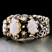Gold Ladies Ring With Opal Gemstones 14kt Size 5 1/2
