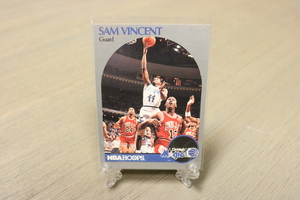 1990-91 NBA Hoops Sam Vincent Card #223 - Michael Jordan Wearing Jersey #12