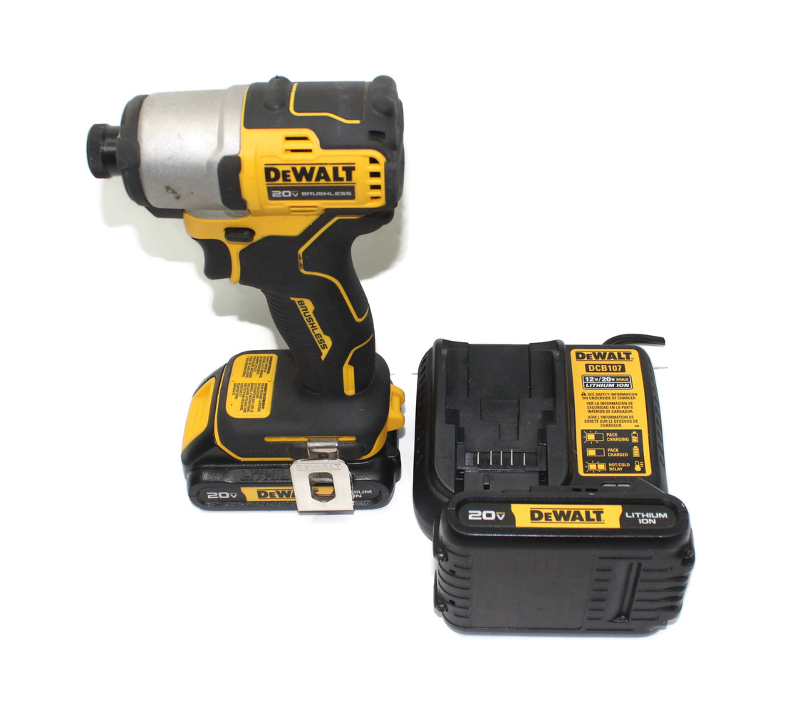 Dewalt DCF840 20V Impact Drill with 2 Batteries and Charger USA Pawn