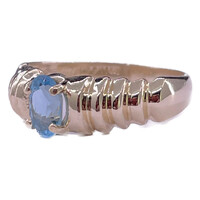  Gold Ladies Ring With Gemstone 14kt Size 5 1/2