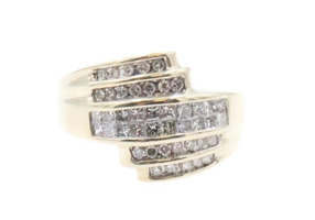 Women's Estate 0.60 ctw Round & Princess Cut Diamond Statement Ring in 10KT Gold