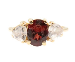 Women's Oval Cut Red Cubic Zirconia & Clear Trilliant Cut CZ 14KT Gold Ring 3.0g