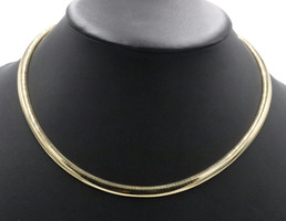 Stunning 10KT Yellow Gold Heavy 6mm Wide 18" Women's Omega Necklace - 32.3 Grams