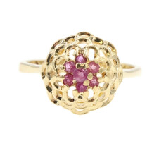 Women's Estate 18KT Yellow Gold 0.15 ctw Round Ruby Cluster Dome Ring - 4.8g 
