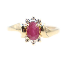 Women's Estate 0.35 ctw Oval Cut Ruby Ring with Diamond Accents 10KT Yellow Gold