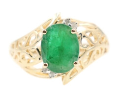 Women's Oval Cut 0.85 Ctw Green Emerald Gemstone Ring In 14KT Yellow Gold 3.80g