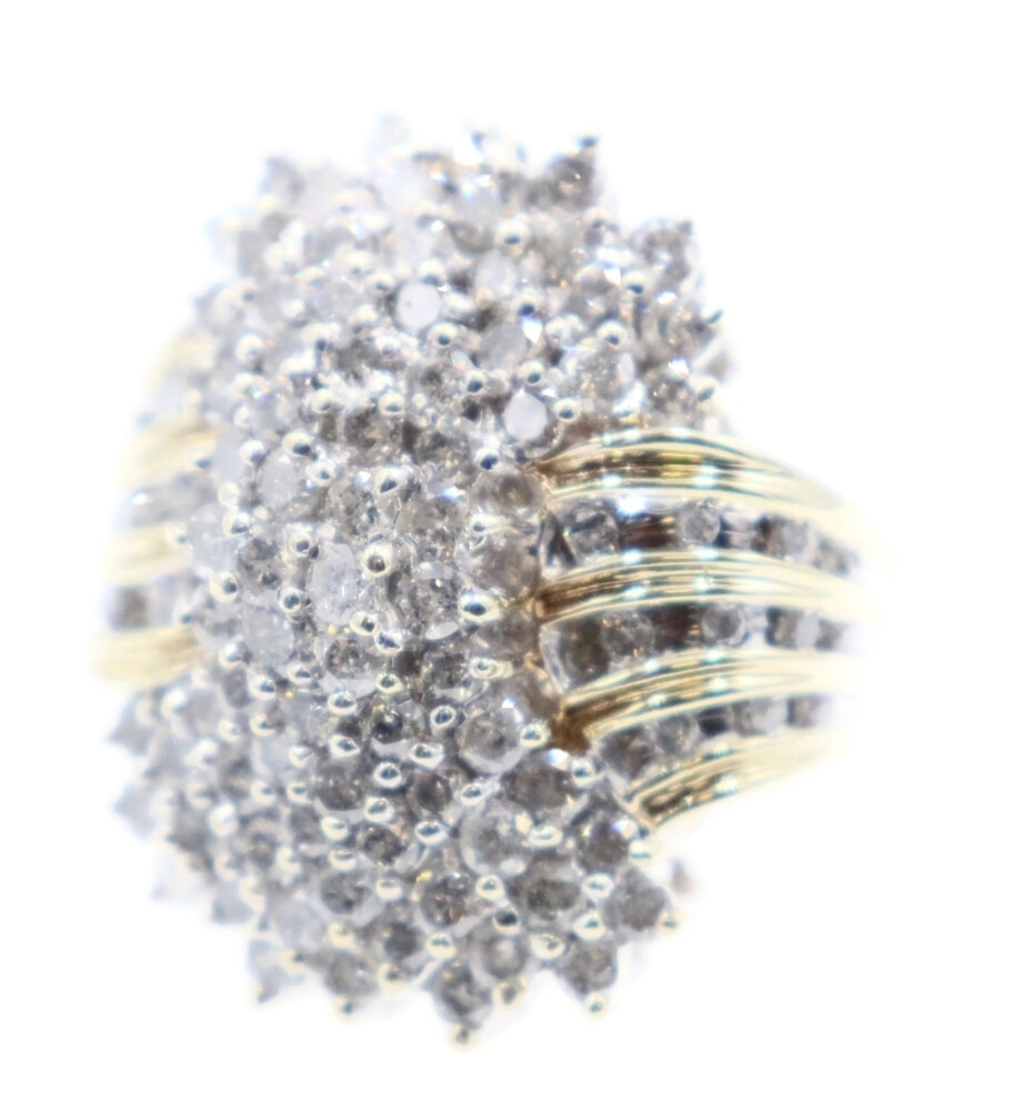 Women's Estate 7.90 ctw Large Natural Round Diamond Cluster 10KT Gold Ring - 20g