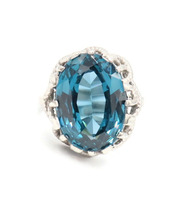 Women's 11.30 Ctw Oval Cut London Blue Topaz in 10KT White Gold Ring Size 5 3/4