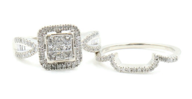 Women's 1.15 ctw Round and Princess Cut Halo 10KT White Gold Wedding Ring Set