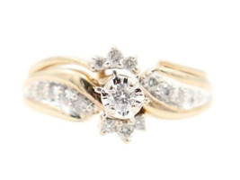 Women's Estate Interlocking 10KT Gold 0.29 ctw Round Diamond Wedding Ring Set