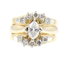 1.04 ctw Marquise & Round cut Diamond 14KT & 18KT Yellow Gold Wedding Ring Set