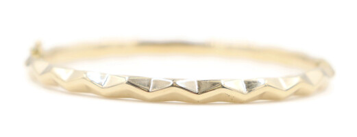 Women's 14KT Yellow Gold High Shine 5mm Pyramid Band 7.5" Bangle Bracelet 5.98g