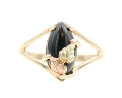1.60 Ctw Marquise Cabochon Onyx in 10KT Bi-Color Gold Black Hills Gold Leaf Ring