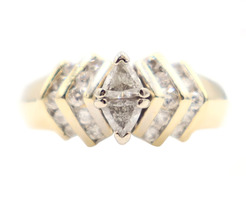 Estate 14KT Yellow Gold 0.64 ctw Trilliant & Round Cut Marquise Cluster Ring