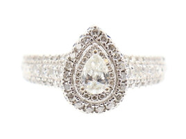 Vera Wang Love Collection 1 CT. T.W. Pear-Shaped Diamond Frame Engagement Ring