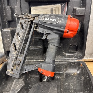 BANKS 58122 / FINISH NAILER