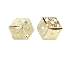 Classic 10KT Yellow Gold 9.1mm Detailed Textured Dice Stud Earrings - 0.96g