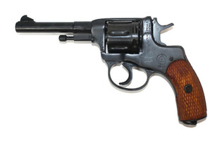 NAGANT 1895 7.62x38rr Revolver Nice Condition