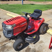 Pony 42 in. 15.5 HP Briggs & Stratton 7-Speed Manual Drive Riding Mower 42" Cut